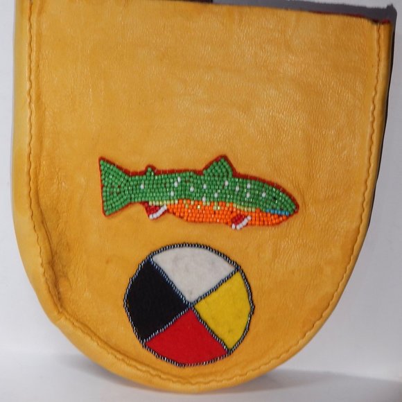 First Nations Leather Pouch for drum or bag, beaded, felted - Picture 1 of 5